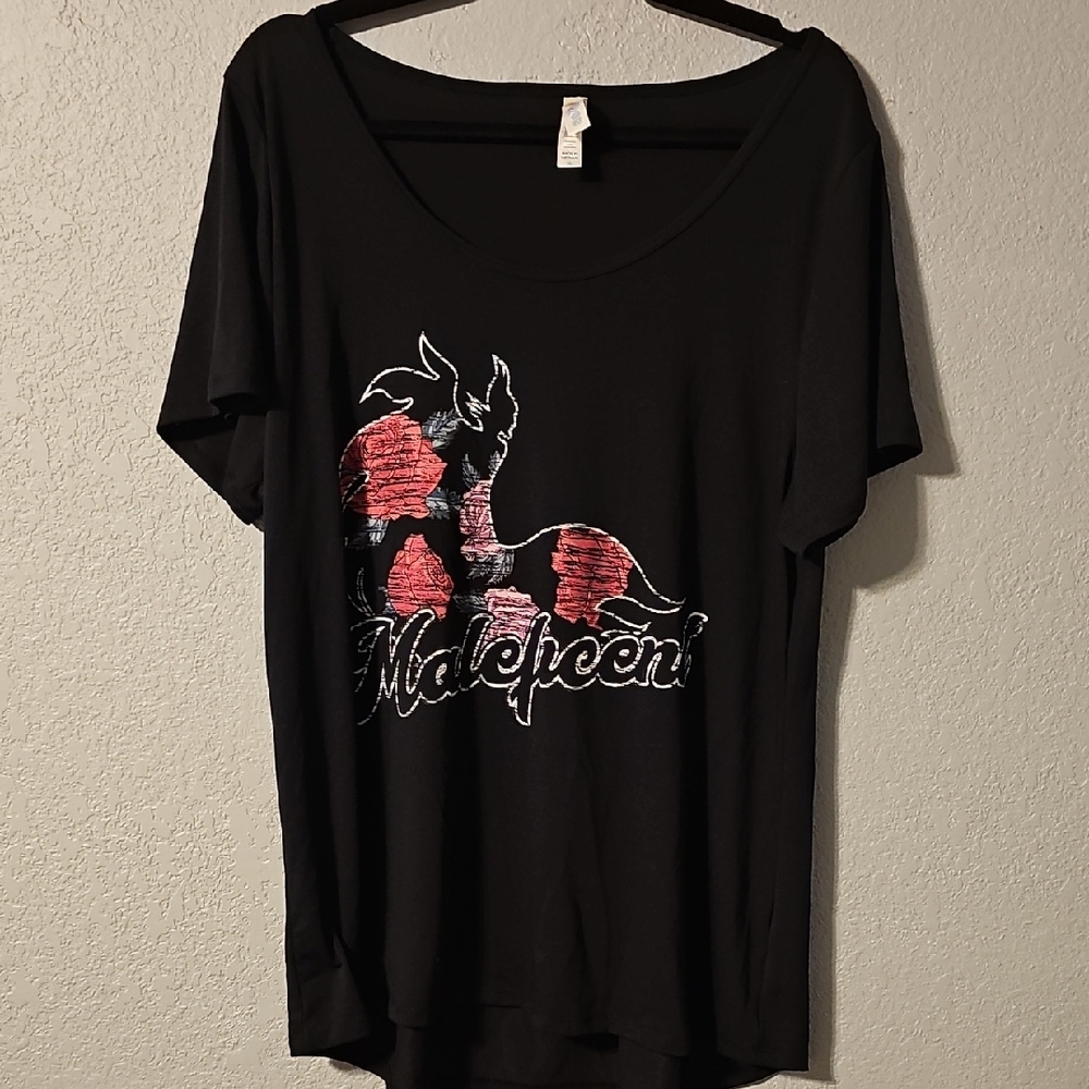 LuLaRoe Black Tee with Red Featuring Disney Maleficent